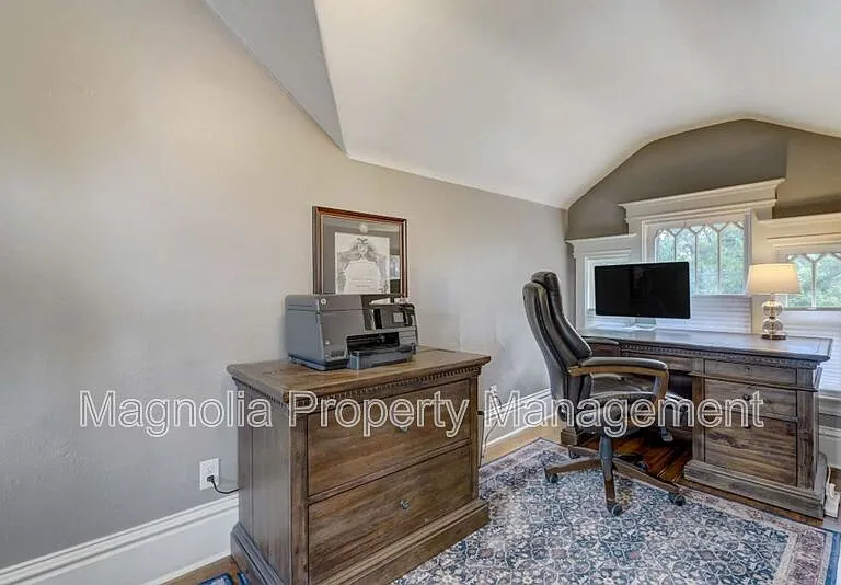 1532 N Nevada Ave — Photo 36
