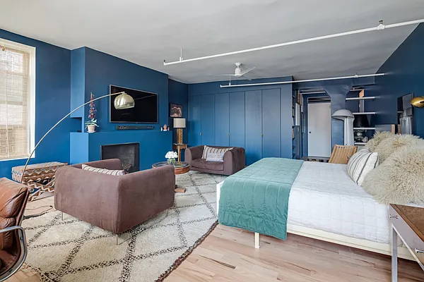 Rented by Compass | media 29