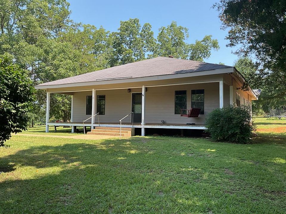 1st image of 4228 Center Ridge Rd