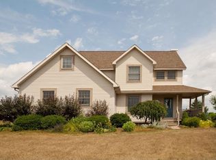 6747 Brassow Ln, Dexter, MI 48130