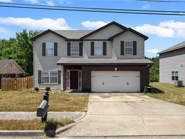 409 26th Ct, Phenix City, AL 36869