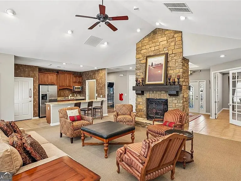 391 Gold Cove Ln — Photo 12