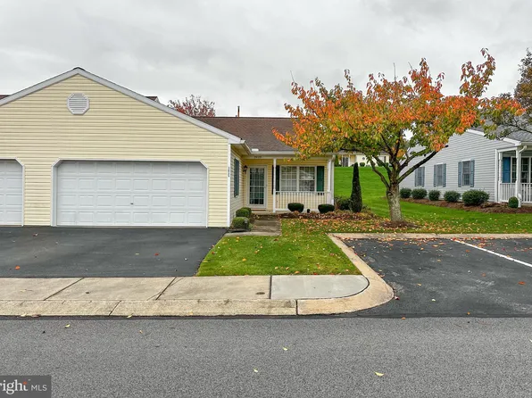 3035 Lakefield Rd #3035, York, PA 17402