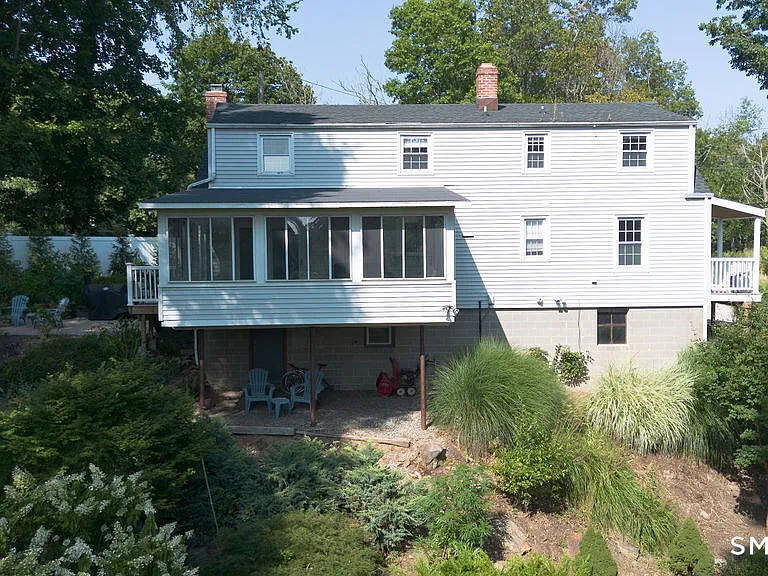 111 Mill Hill Rd — Photo 34