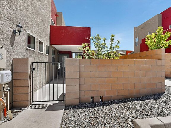5th image of 1620 Borrego Dr SE