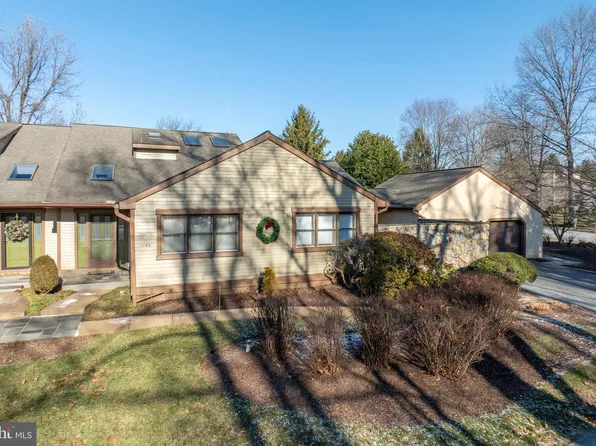 1144 Newbury Ln, West Chester, PA 19380