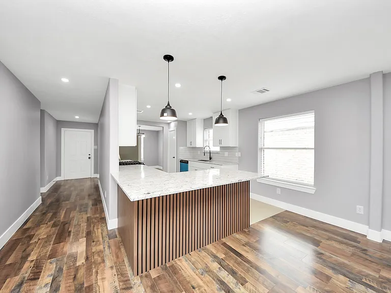 24027 Pinecreek Point — Photo 16