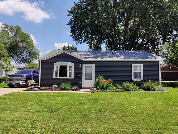 2nd image of 1604 Burry Circle Dr