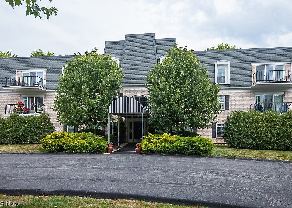 1st image of 1851 King James Pkwy APT 108