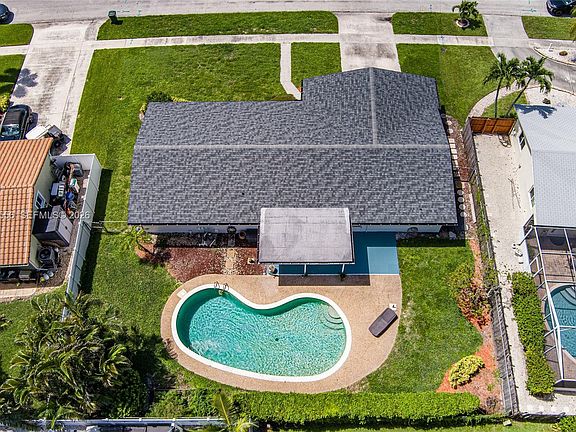 3rd image of 3941 NW 4th Ct
