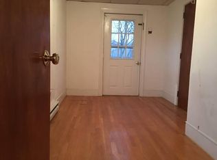 35 Middle St, Newton, MA 02458