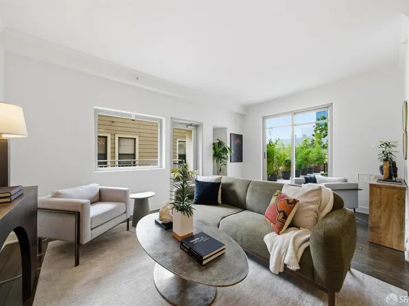 246 2nd St APT 507, San Francisco, CA 94105