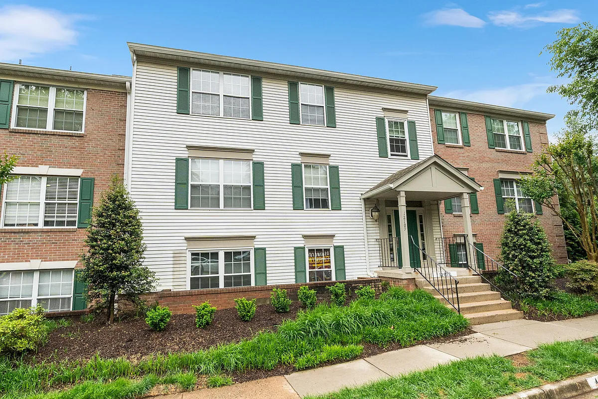 Building Photo - 12109 Green Ledge Ct #301