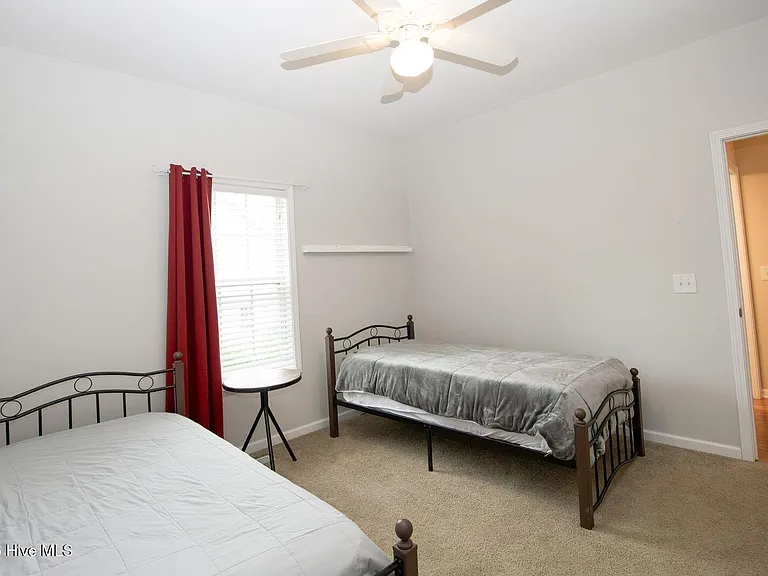 13 Barkley Ln — Photo 23