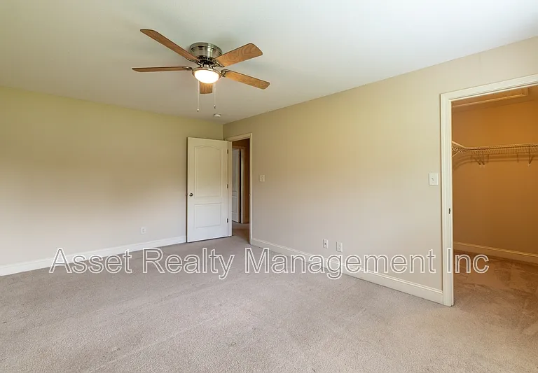 4730 Forest Landing Way — Photo 17