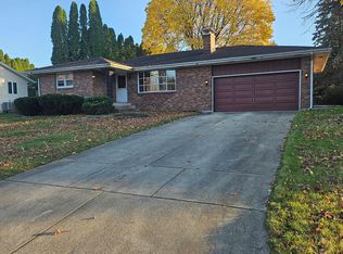 5137 Forest View Ave, Rockford, IL 61108
