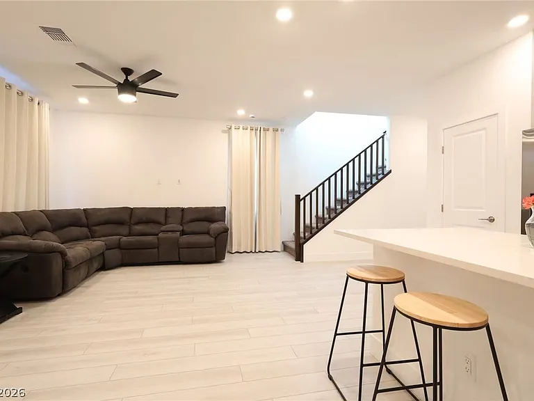 10212 Altavia Rock St — Photo 3