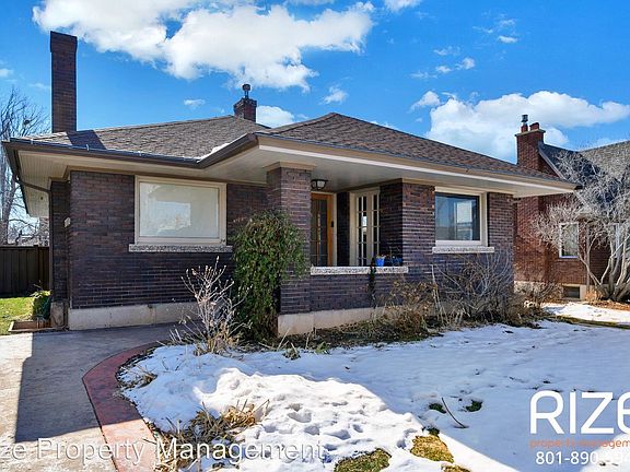 2nd image of 1438 E Roosevelt Ave