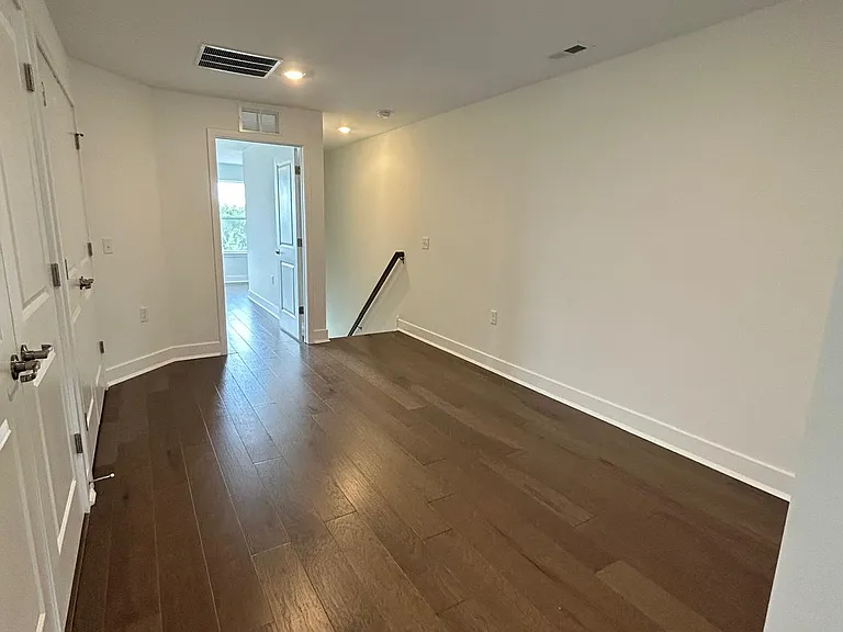 310 Cora Bergen Blvd — Photo 21