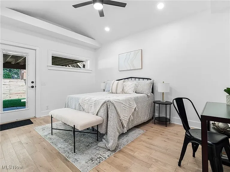 2295 Thurman Ave — Photo 13