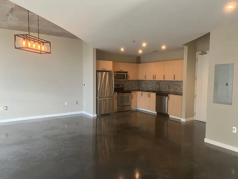 600 12th Ave S #804 — Photo 17