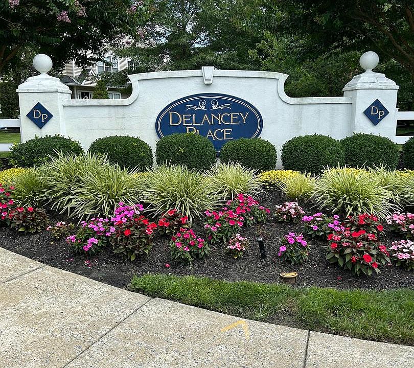 1st image of 1404 Delancey Way