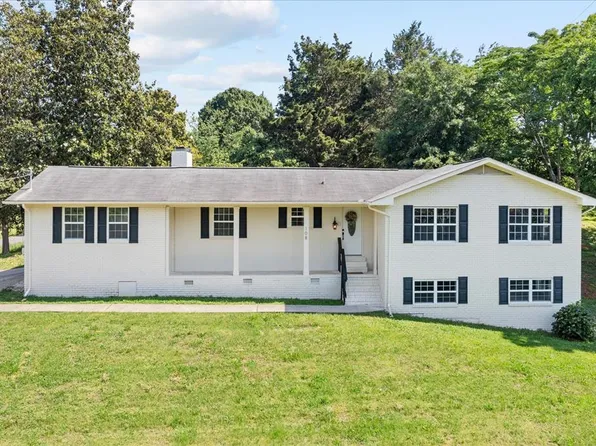 108 Buckingham Dr, Dalton, GA 30720