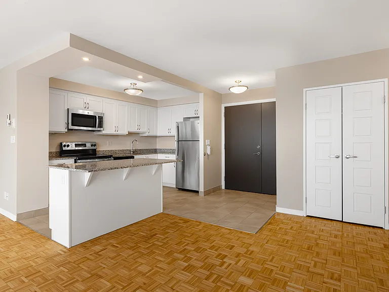 111 Wurtemburg St — Photo 19