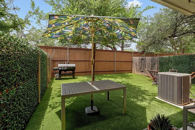 12914 Leatherback Ln — Photo 31