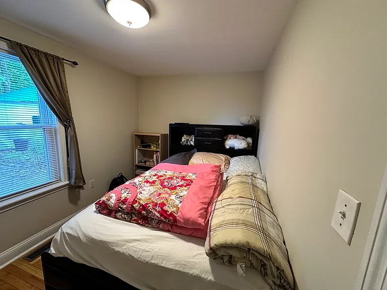 8 North St #1 — Photo 16