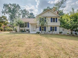 6700 Sunview Dr, Charlotte, NC 28210