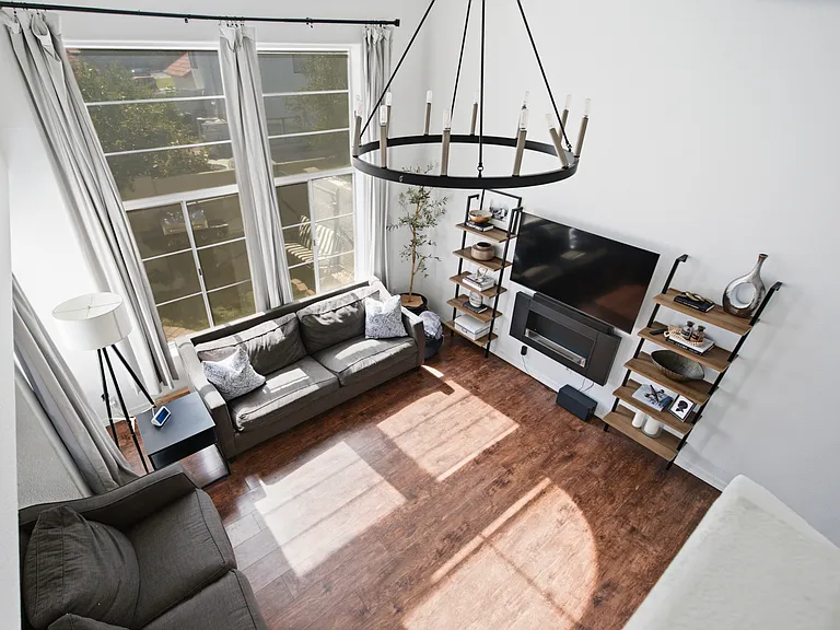 1195 W Salmon Ct — Photo 16