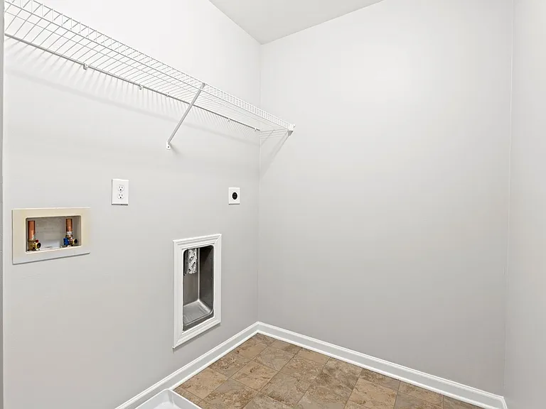 200 Willow Grove Way — Photo 31