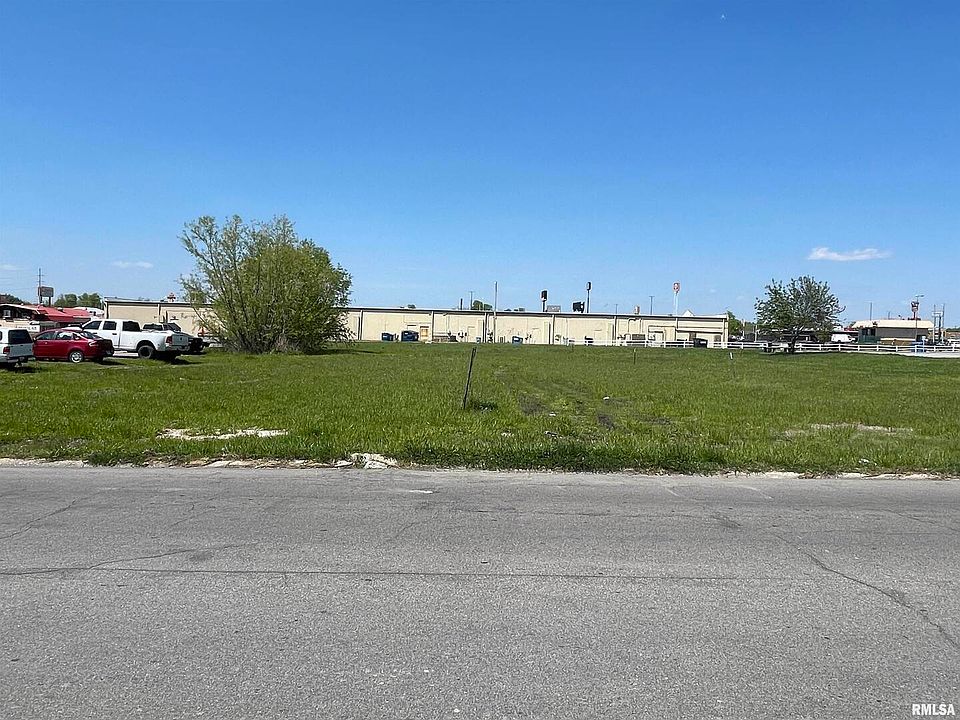 2nd image of Coolidge St