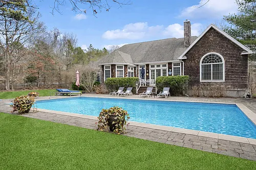 21 Corbett Dr Photo 1