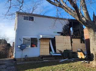 905-907 Racine Ave, Columbus, OH 43204