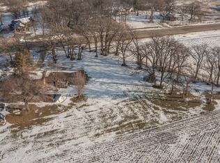 1863 Gilbert St, Charles City, IA 50616