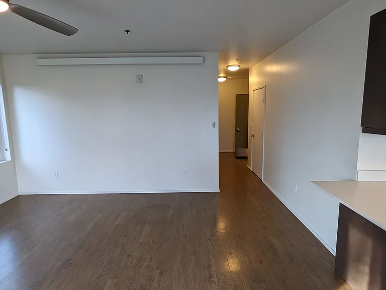Viewpoint Terrace Apartments — Photo 25