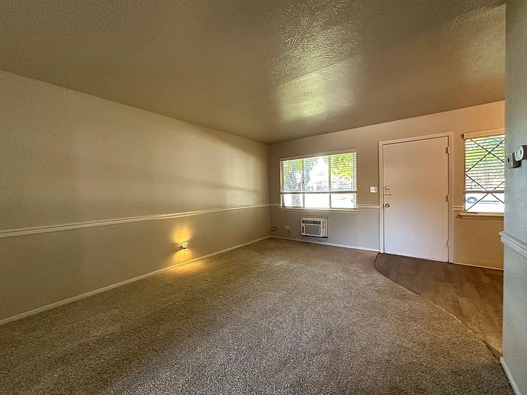 Must See Community in River Park Community ~ East Sac Area — Photo 11
