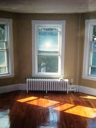 1st image of 27 Saxton St APT 2
