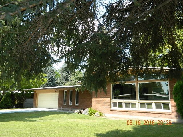 1st image of 215 Hartert Dr