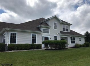 30 Delray Ln, Absecon, NJ 08201