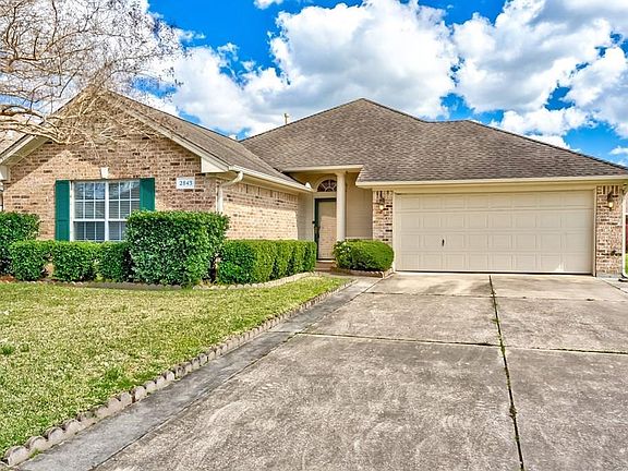 2nd image of 2843 Meadowbrook Ln
