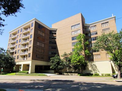 4950 Woodway Dr Unit 306, Houston, TX, 77056