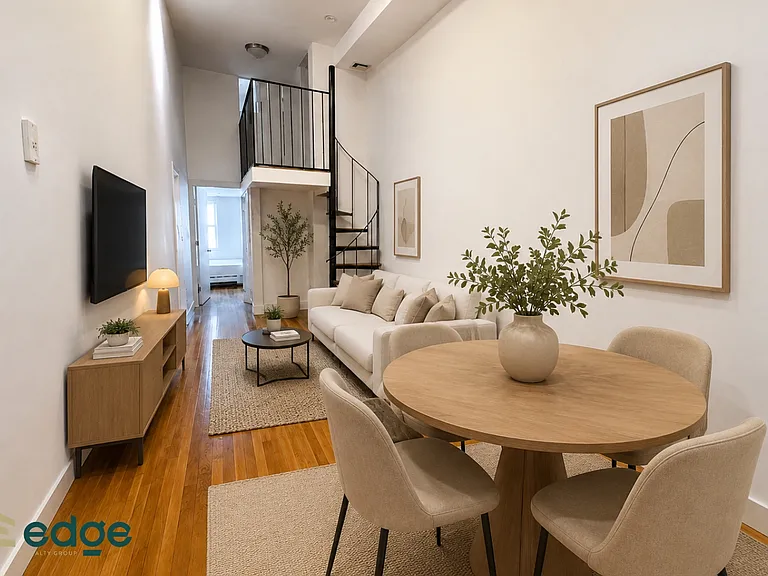 222 Stanhope St #3B — Photo 1