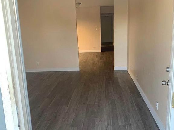 2nd image of 10154 Crawford Way #10154