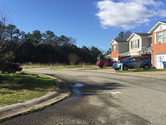 4th image of 113 Princeton Ave