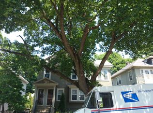 33 Castleton St, Jamaica Plain, MA 02130