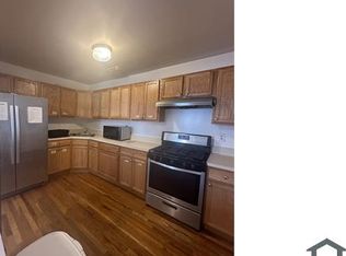 1078 Gipson St #3, Far Rockaway, NY 11691