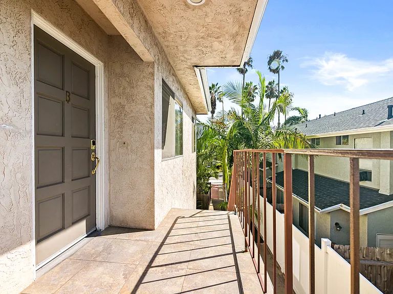 1030 Opal St #B — Photo 5